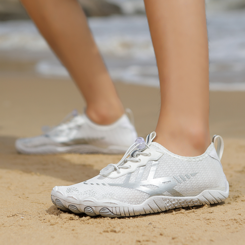 Quick Dry Water Shoes For Men  - Fishing Waders Breathable のレビューと価格